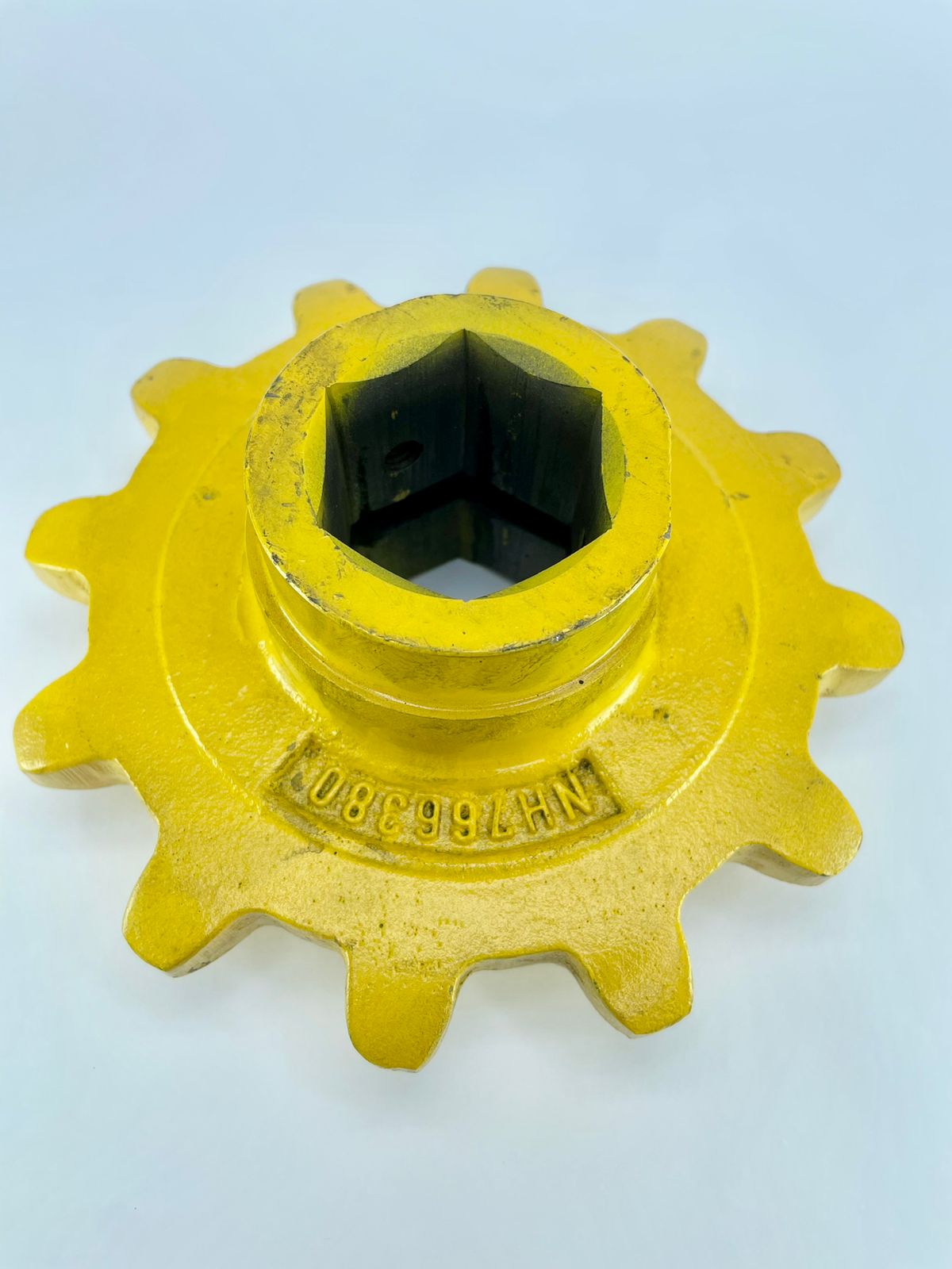 Z4264 - ENGRENAGEM DE FERRO PARA COLHEITADEIRA 766380 NEWHOLLAND